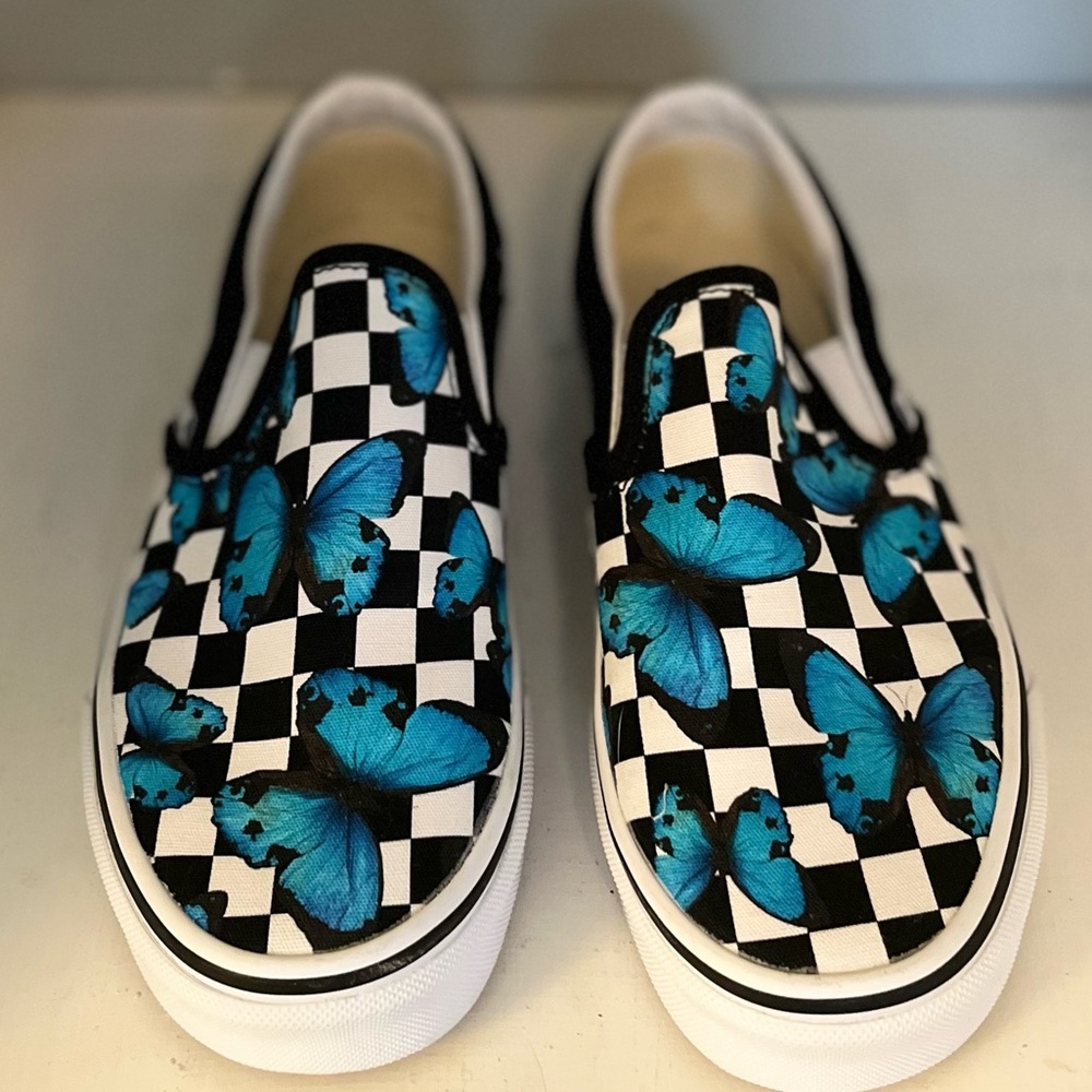 Women’s size 6 vans